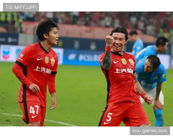 孙兴慜更衣室挺身而出，以领袖风范提振全队士气