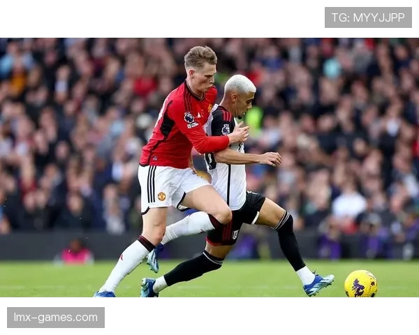 富勒姆球迷集会抗议决策，赛事背景下引发关注与讨论